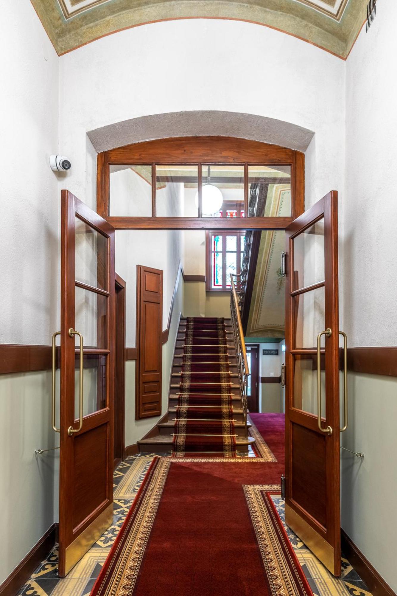 Old Town Ac Apartments Main Raiway Station クラクフ エクステリア 写真